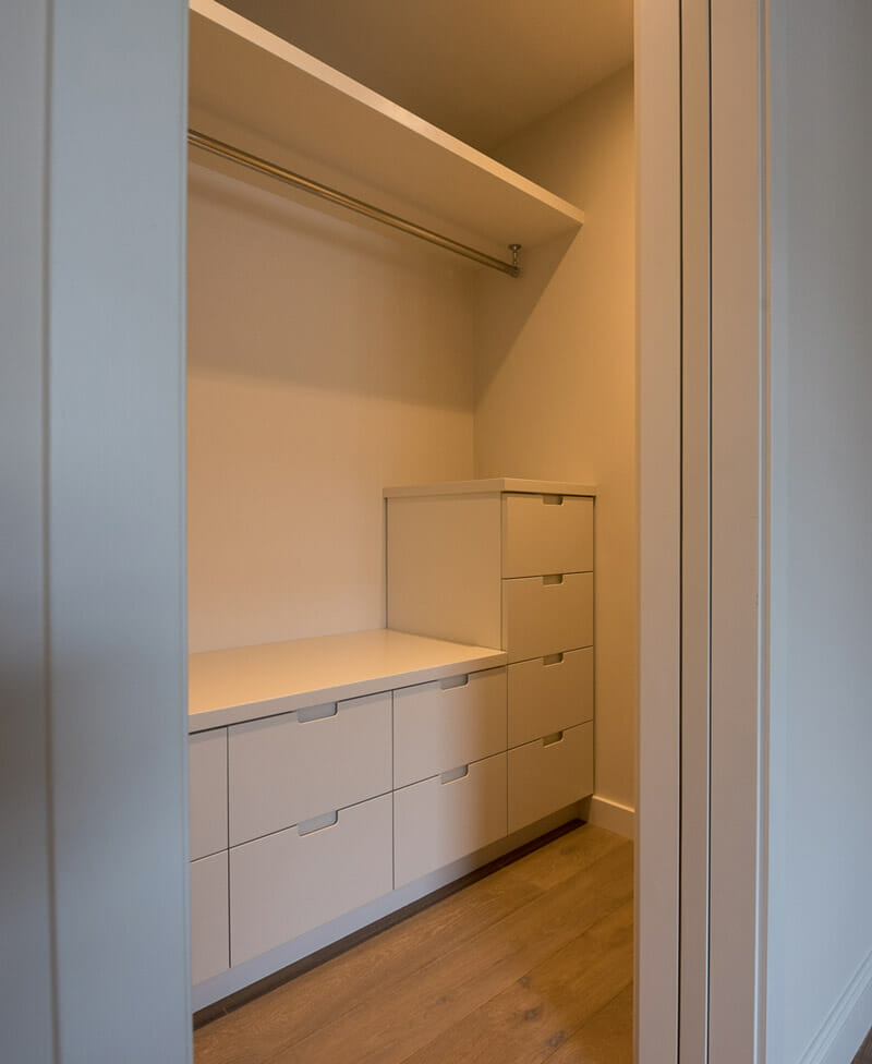 dressing-room-created-by-trident-building-renovation-ltd-(4)